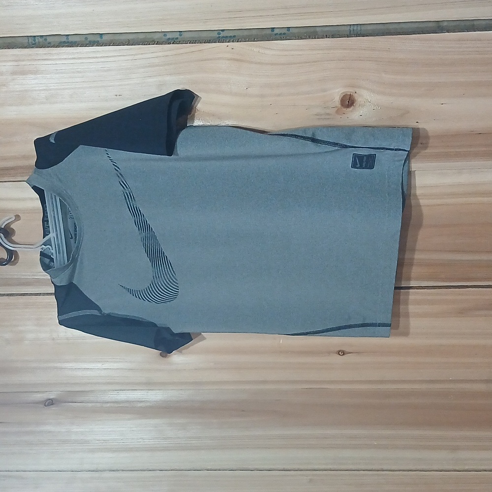 Nike Black and Gray Athletic Tee Kids Size 12